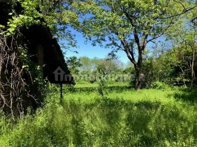 Rustico, da ristrutturare, 2000 m², Fino Mornasco - foto 4