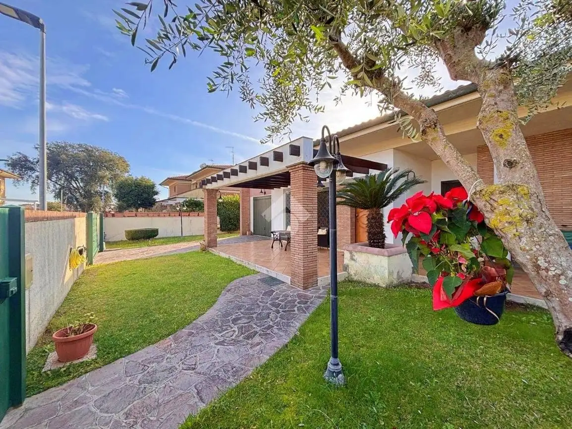 Villa bifamiliare via Mariagrzia 12, Villa Claudia, Anzio - foto 2