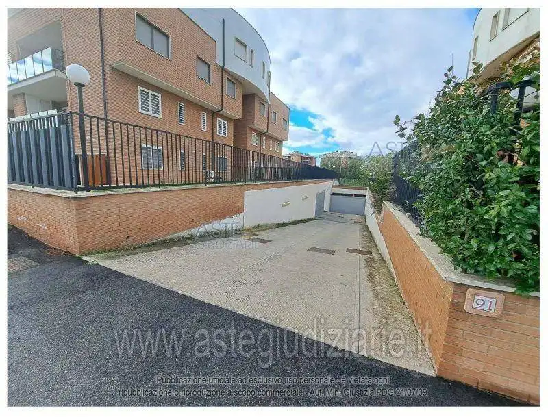 Trilocale via Cardinale Luigi Traglia 35, Ponte di Nona, Roma - foto 4