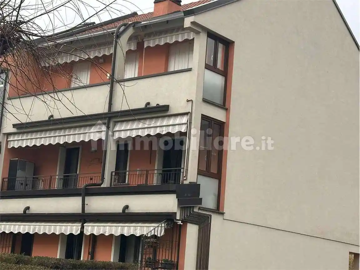 Trilocale via Piave , 11, Centro, Ponte Lambro - foto 2