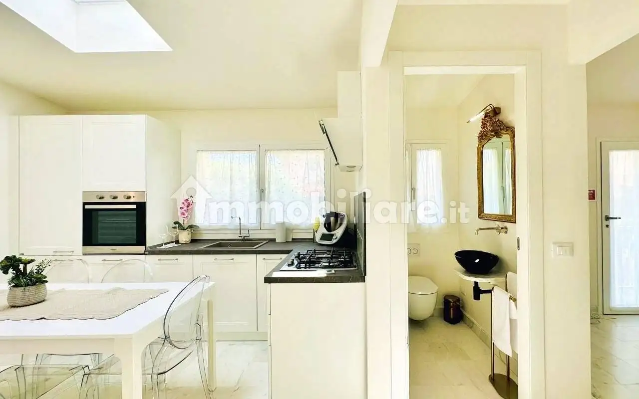 Appartamento via Giuseppe Mazzini,, Centro, Forte dei Marmi - foto 5