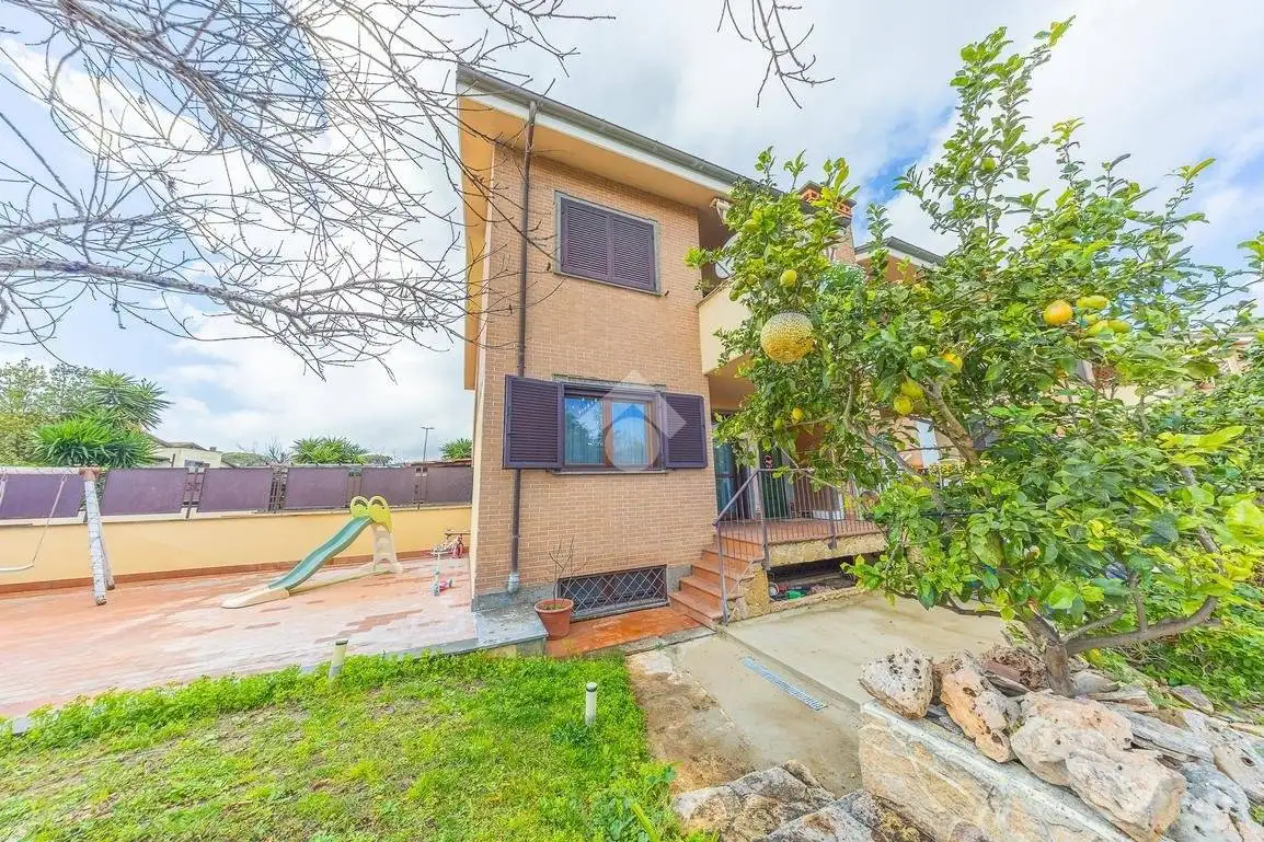 Villetta a schiera in vendita a Roma