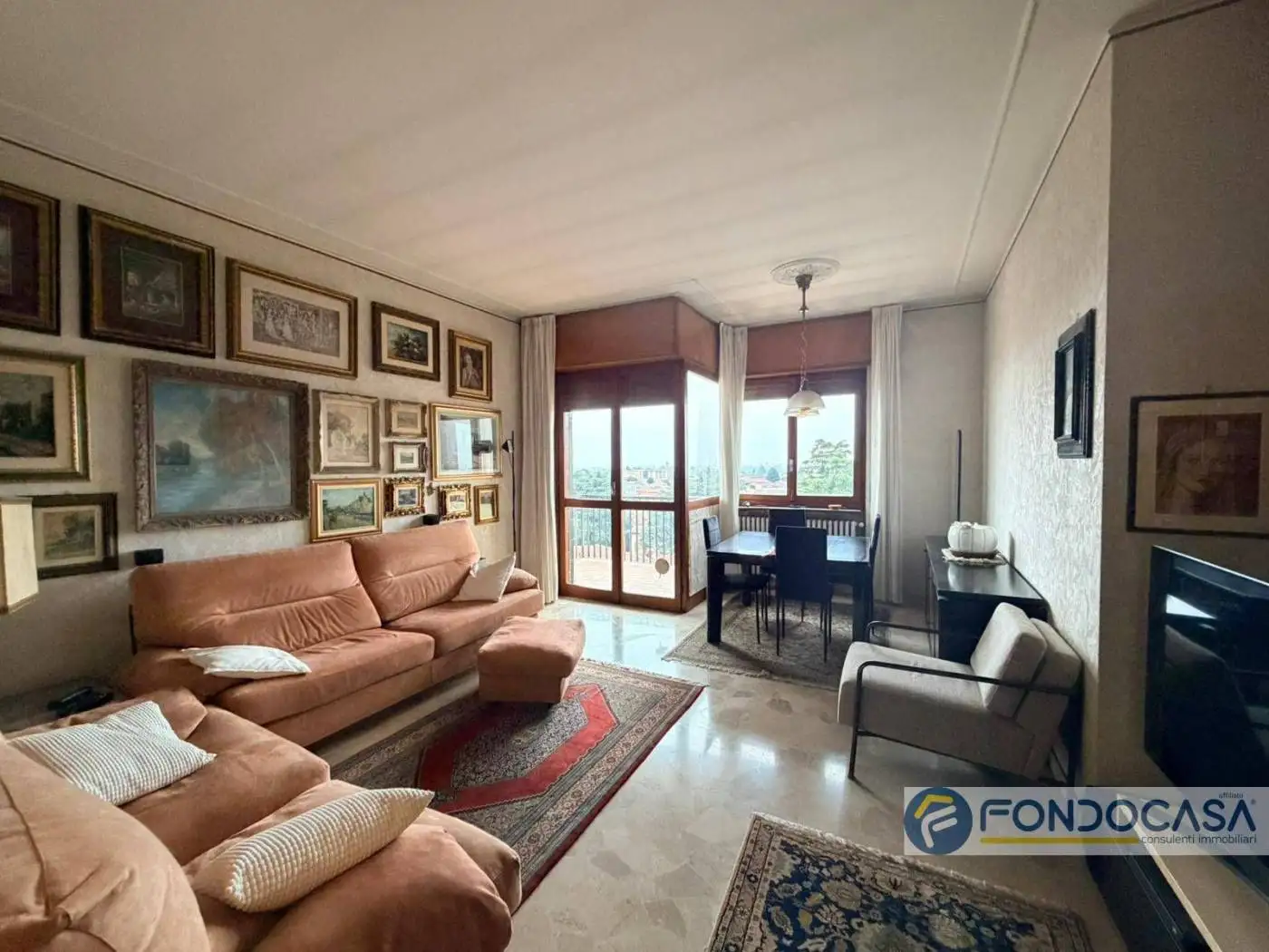 Appartamento in vendita a Carate Brianza