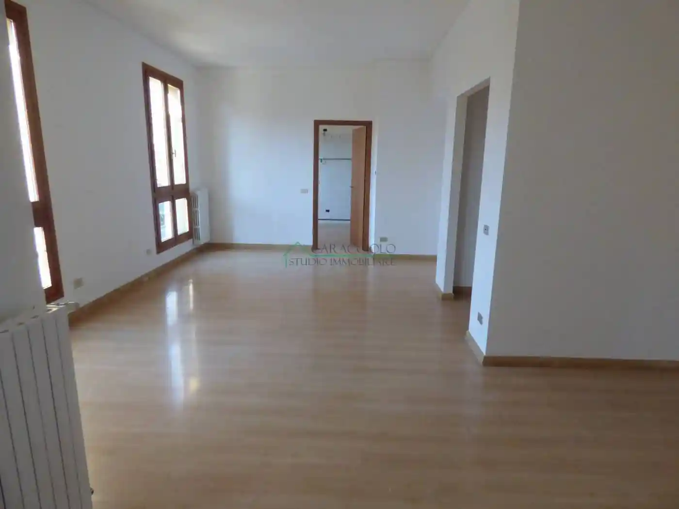 Trilocale via Camillo Benso di Cavour 29, Centro, Bollate - foto 3