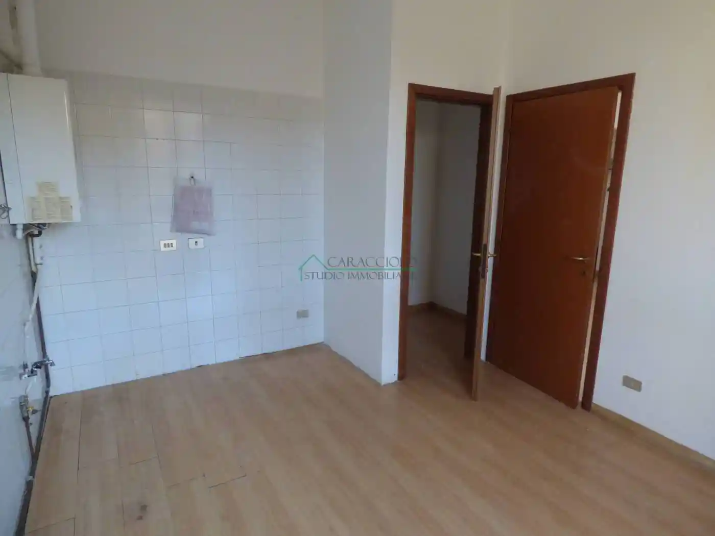 Trilocale via Camillo Benso di Cavour 29, Centro, Bollate - foto 4