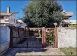 Villa in asta a Anzio