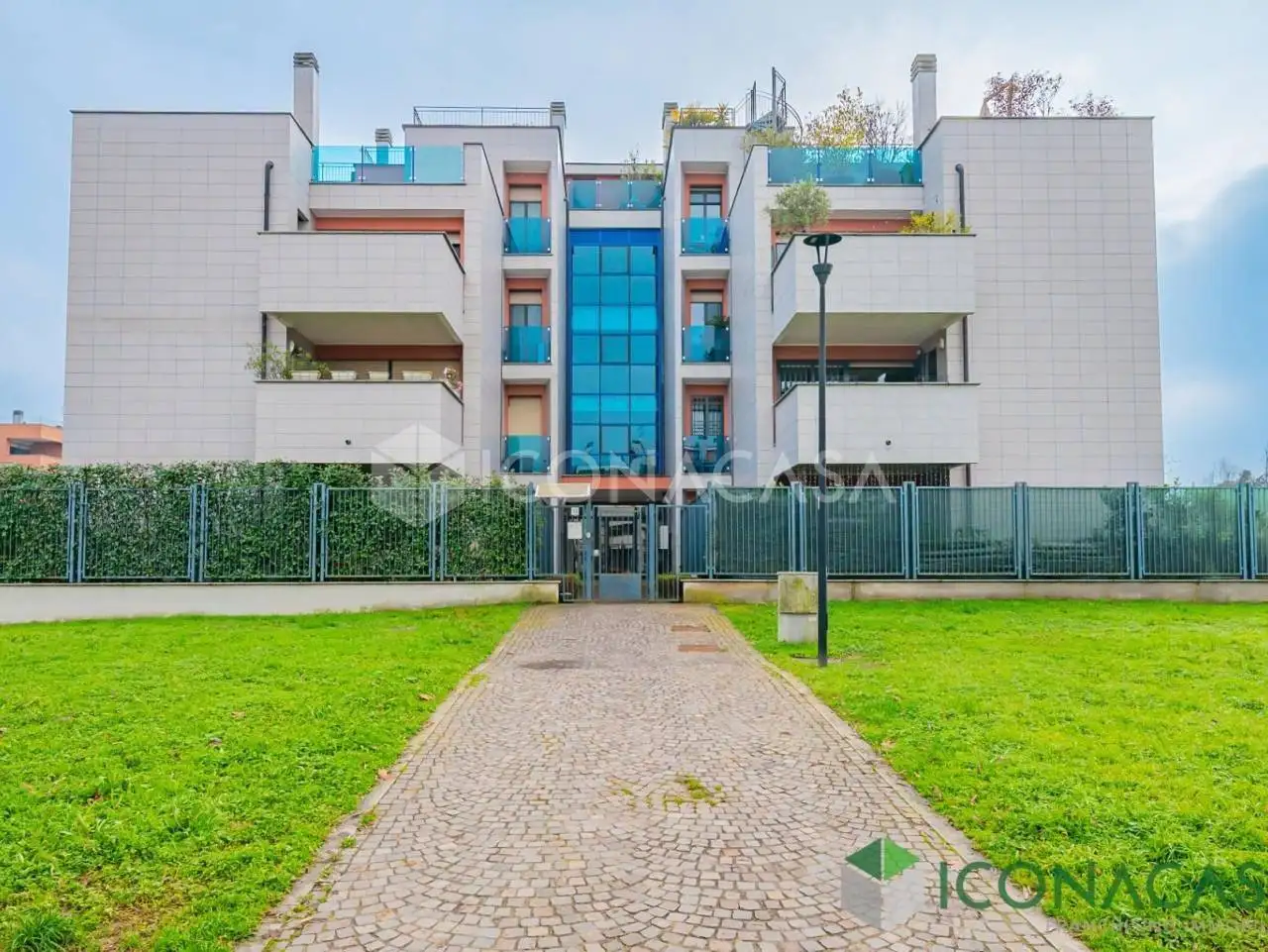 Appartamento in vendita a Peschiera Borromeo