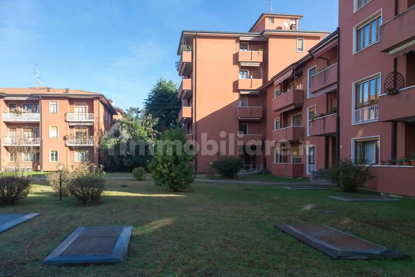 Trilocale via Don Cesare Cazzaniga 17, Centro, Merate - foto 5