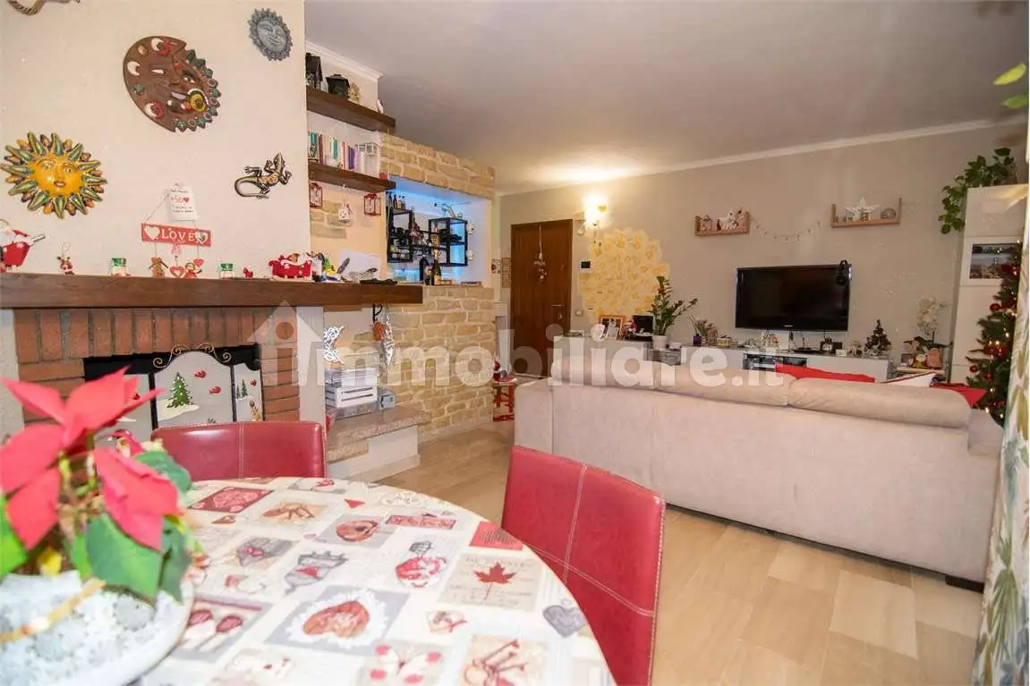 Appartamento in vendita a Desio