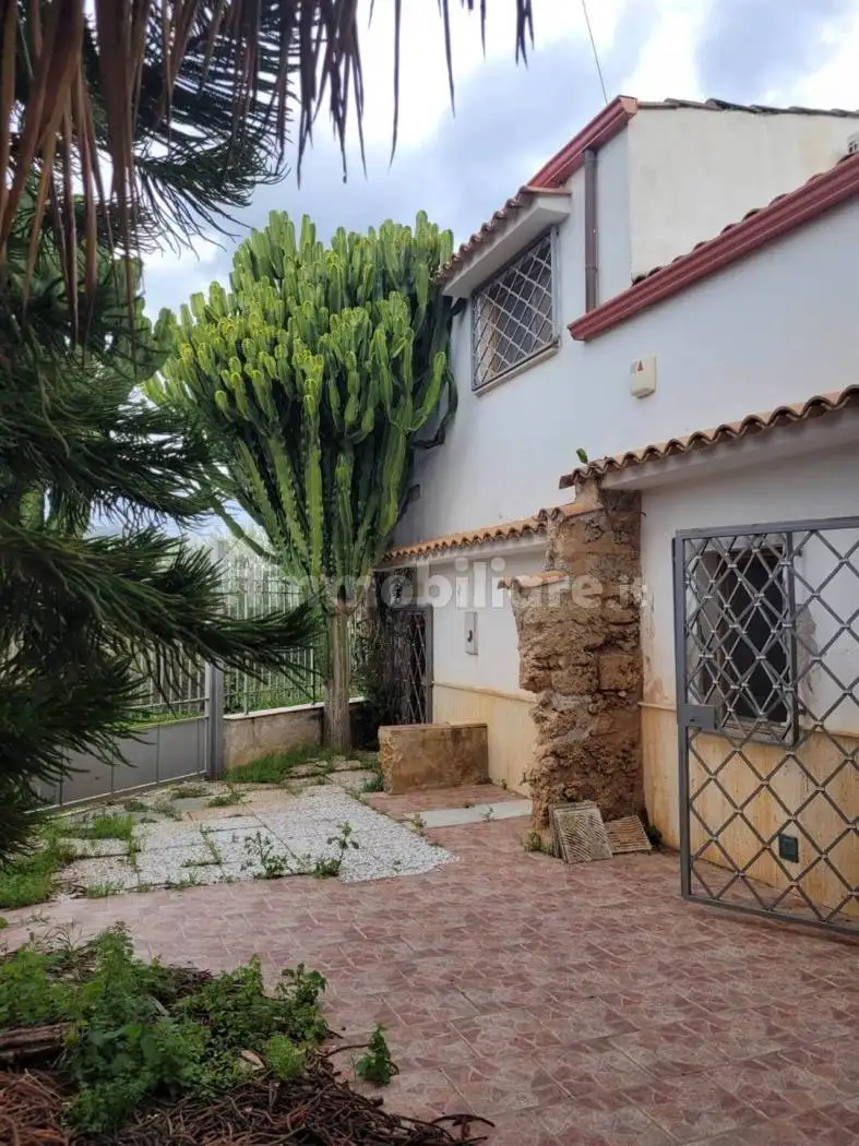 Appartamento in vendita a Palermo