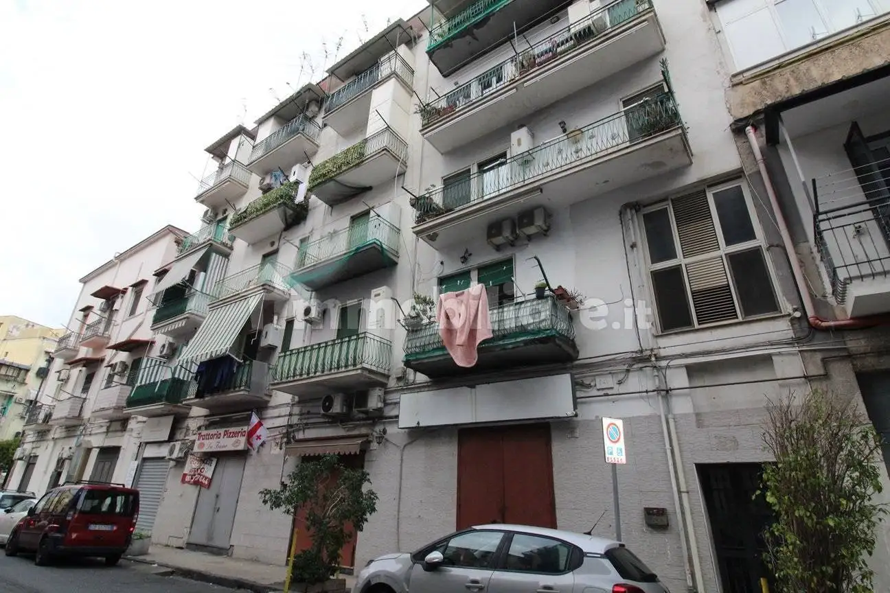 Appartamento in vendita a Napoli