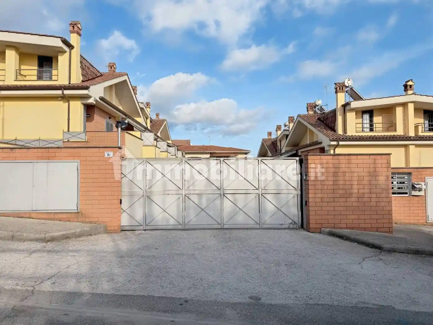 Villetta a schiera - foto 2