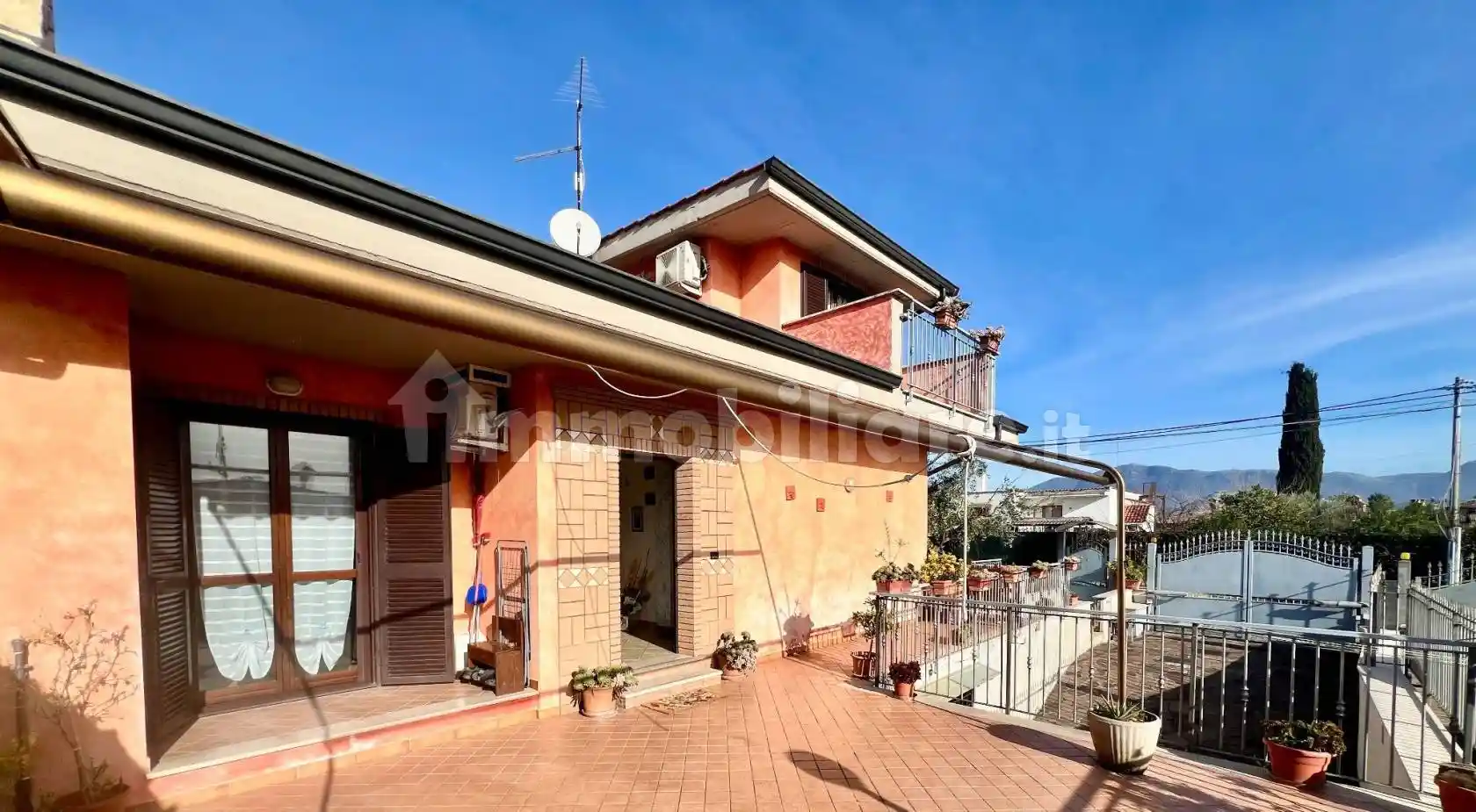 Villa plurifamiliare via Gian Lorenzo Bernini, Pichini, Guidonia Montecelio - foto 3