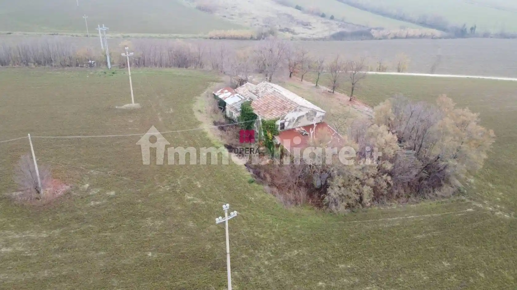 Casale, da ristrutturare, 385 m², Cuccurano - Carrara, Fano - foto 5