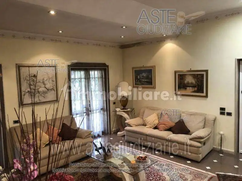 Villa in vendita a Roma