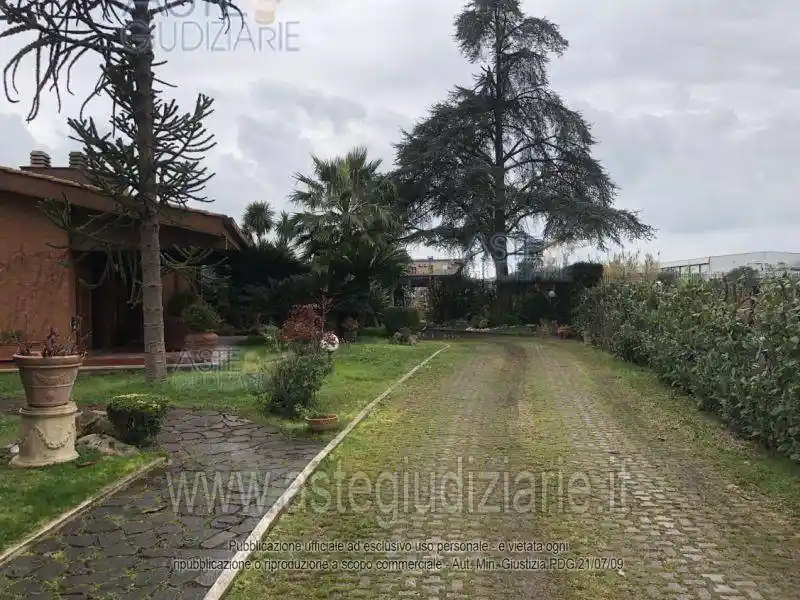 Villa bifamiliare via del Casale Agostinelli 199, Morena, Roma - foto 3