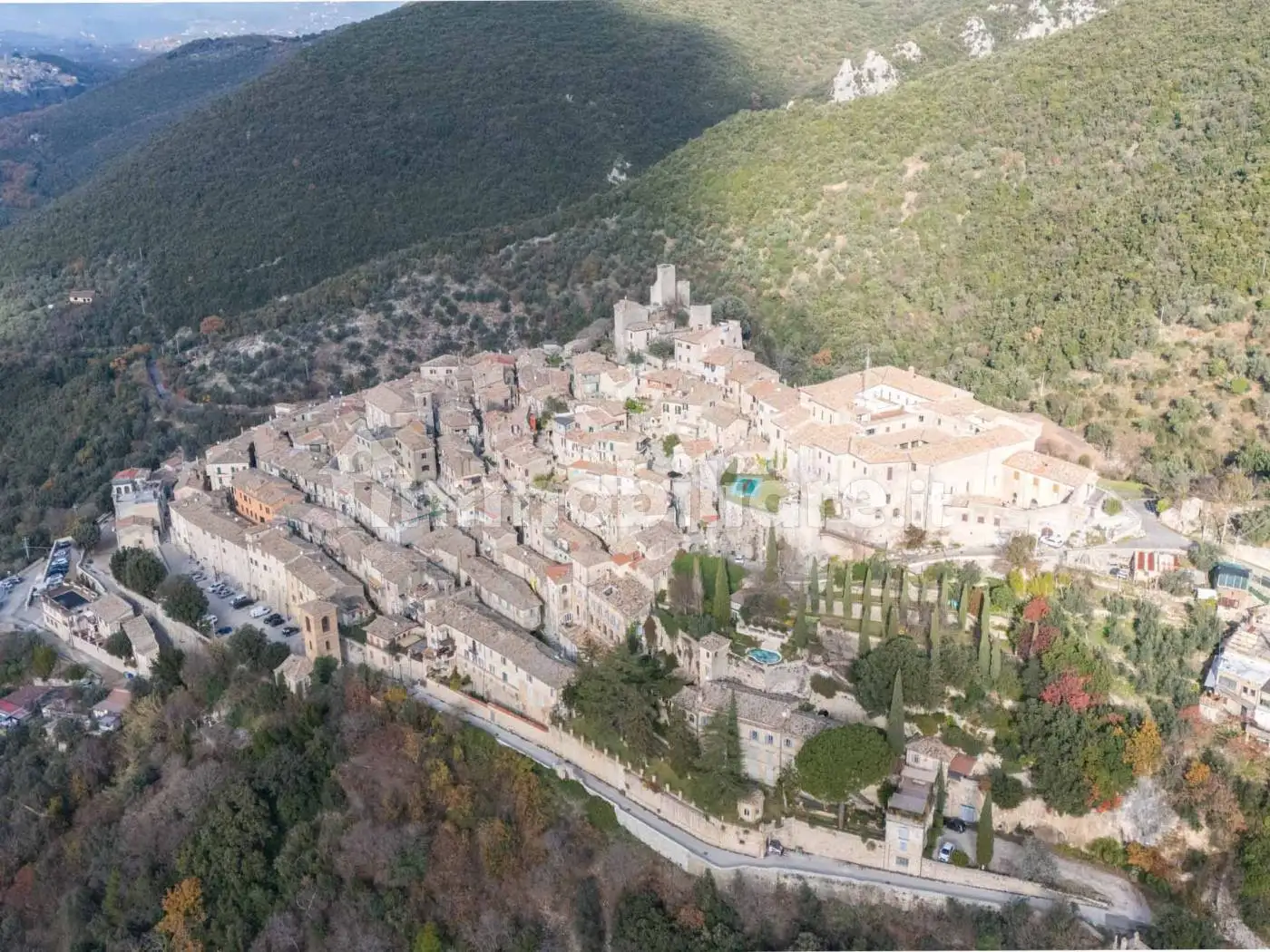 Appartamento in vendita a Roccantica