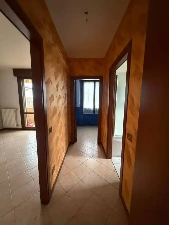 Trilocale secondo piano, Marmirolo - Bagno, Reggio Emilia - foto 3