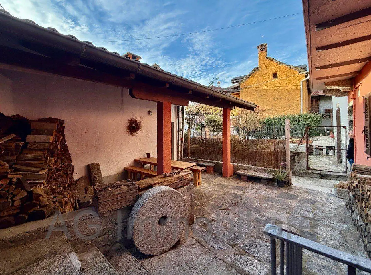 Casa indipendente in vendita a Miazzina