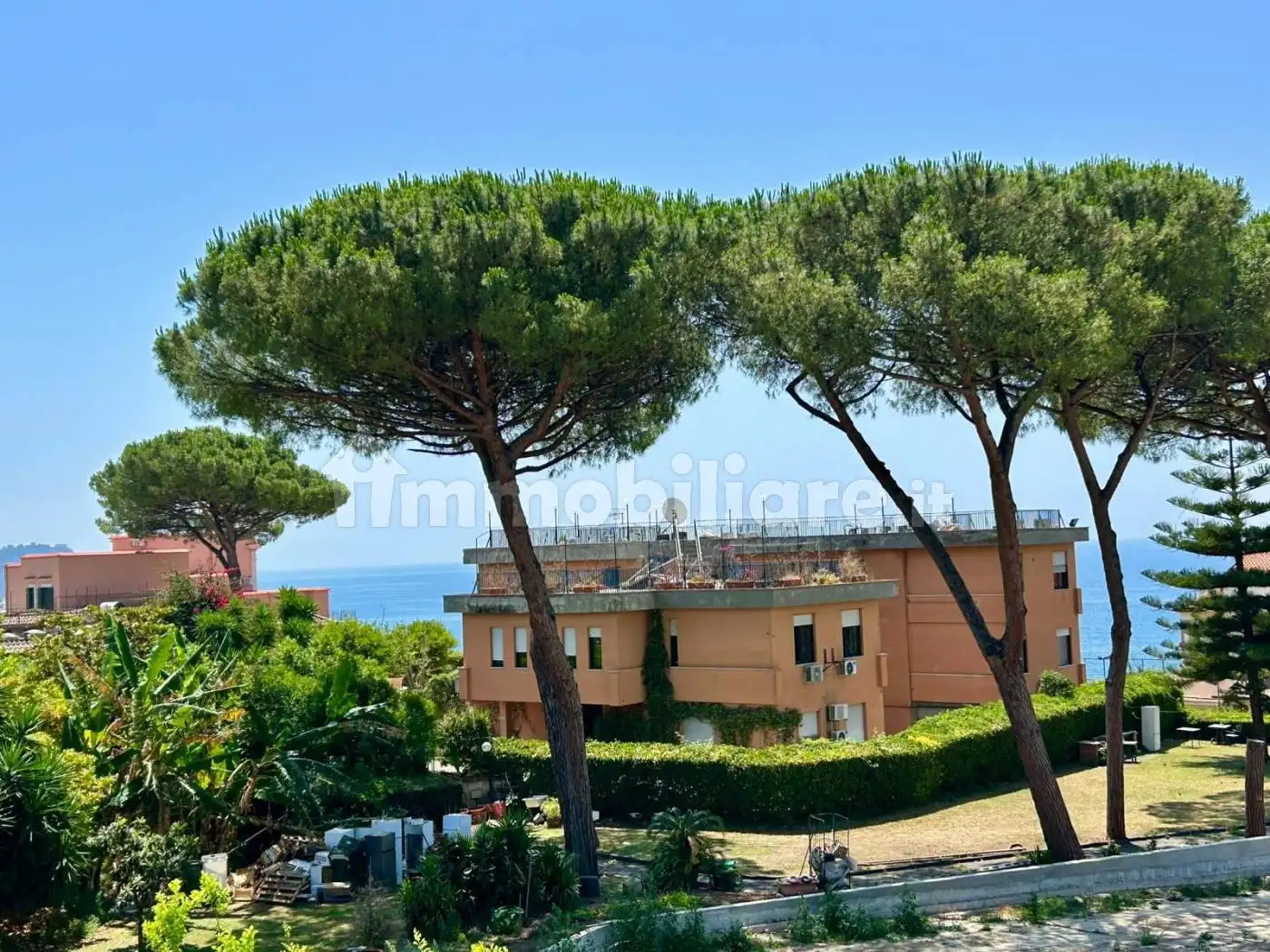 Appartamento in vendita a Pozzuoli