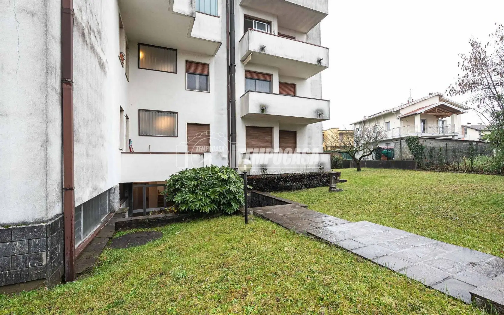 Appartamento in vendita a Alzate Brianza