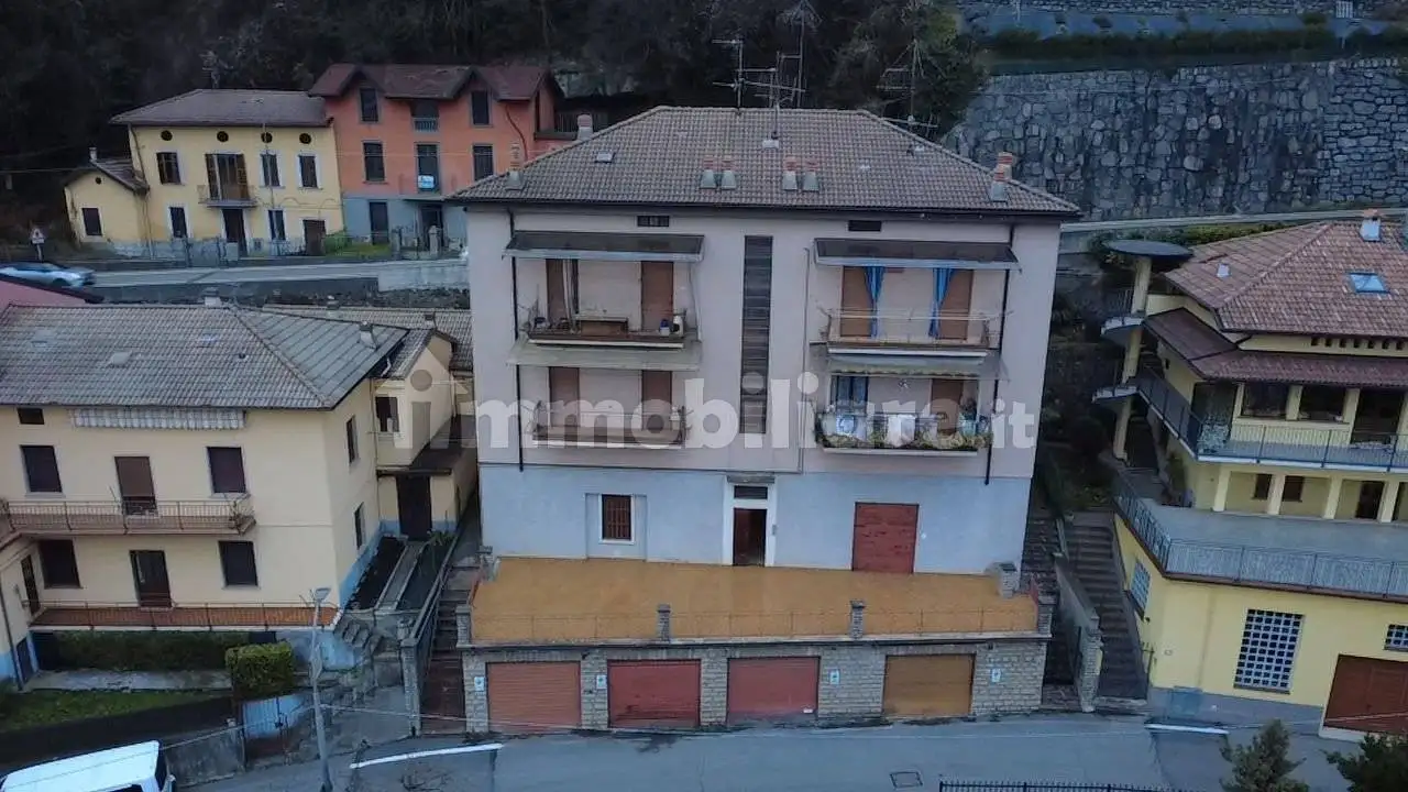 Appartamento in vendita a Leffe