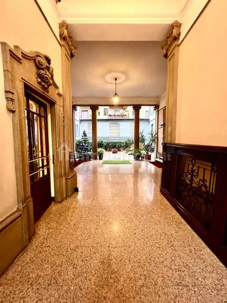 Trilocale viale Coni Zugna, Solari, Milano - foto 2