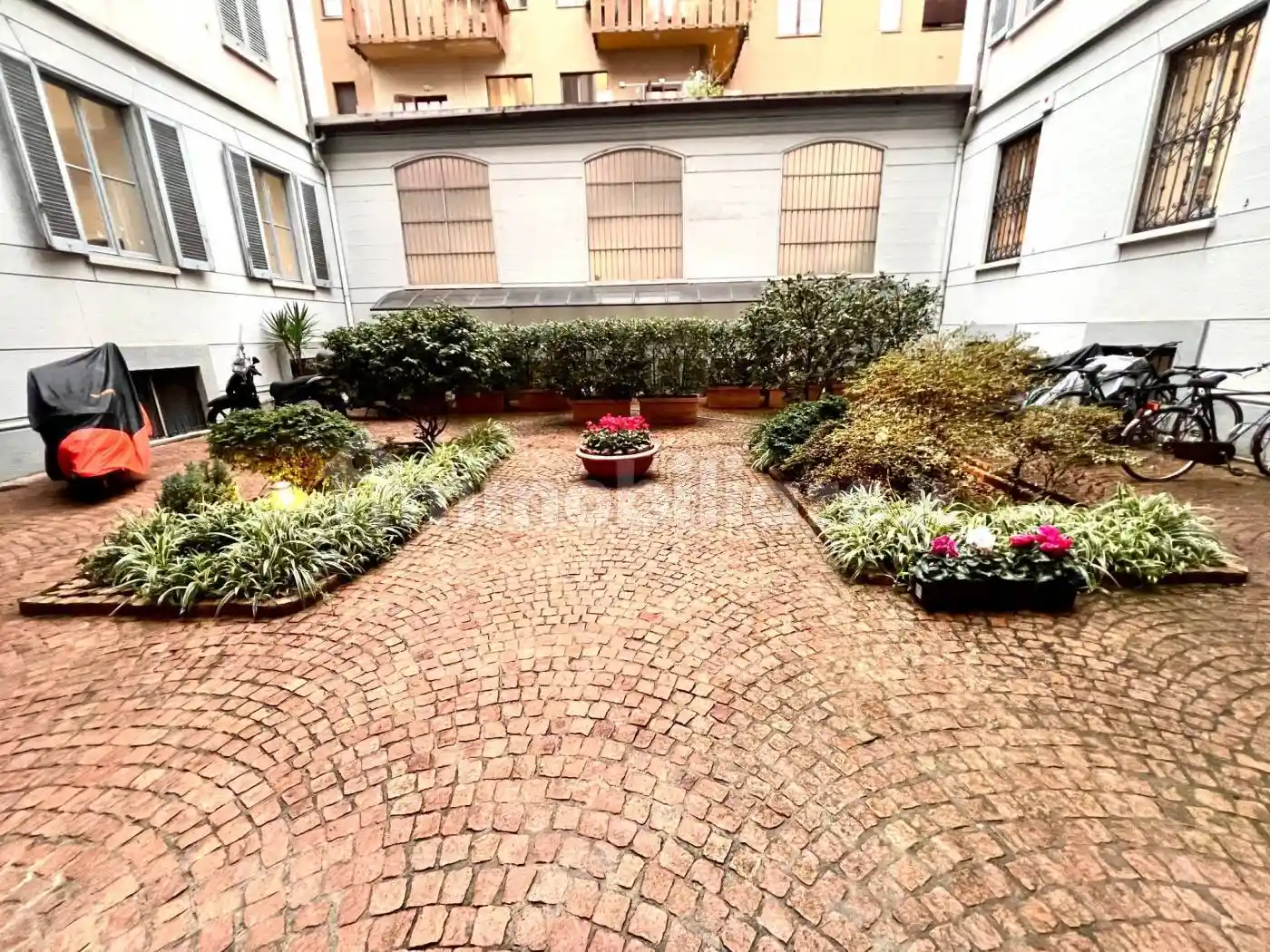 Trilocale viale Coni Zugna, Solari, Milano - foto 4