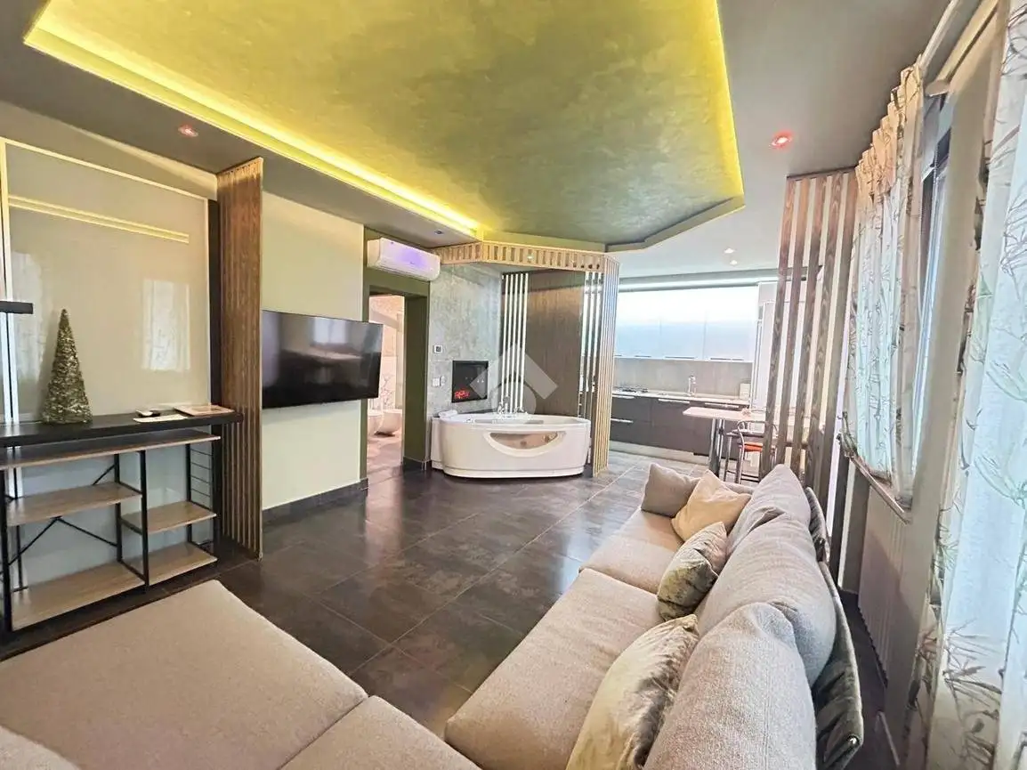 Appartamento in vendita a Desenzano del Garda