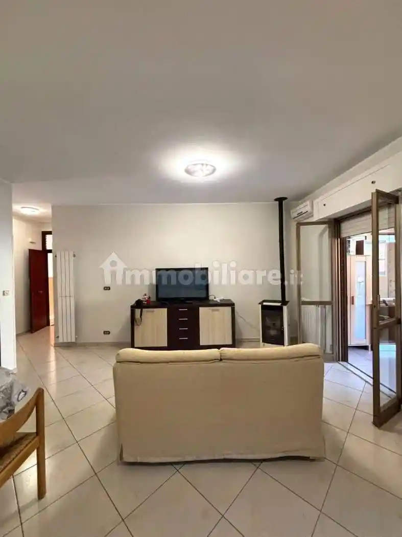 Trilocale via Appia Lato Napoli, Centro, Formia - foto 3