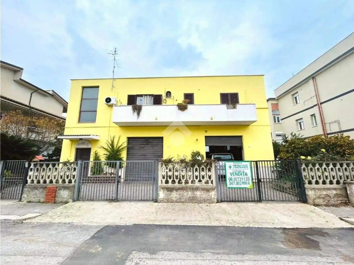 Casa indipendente in vendita a Aprilia