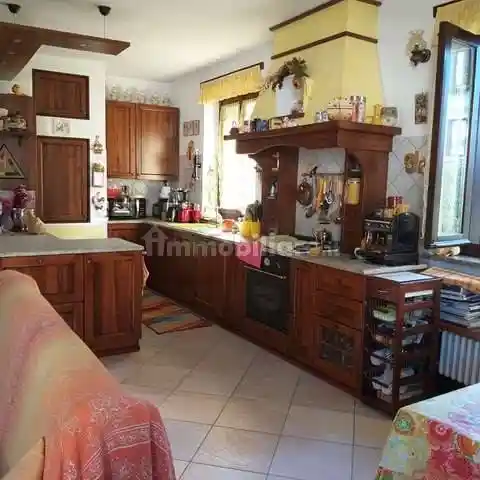 Villa in vendita a Varese