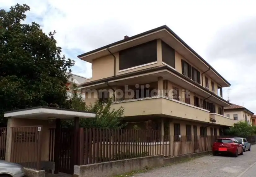 Appartamento in asta a Rho