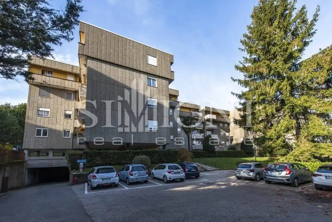 Quadrilocale buono stato, quarto piano, Montello, Varese - foto 2