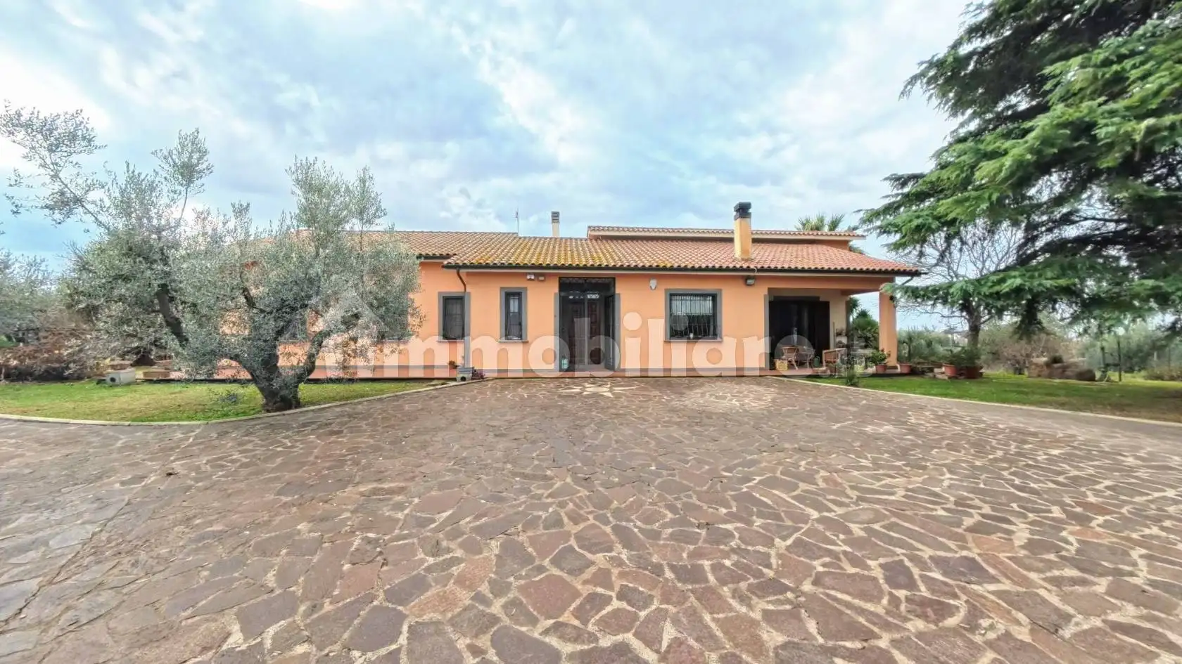 Villa in vendita a Viterbo