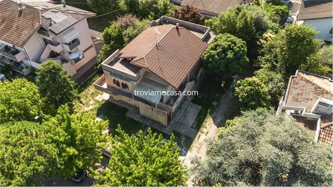 Villa in vendita a Misano Adriatico