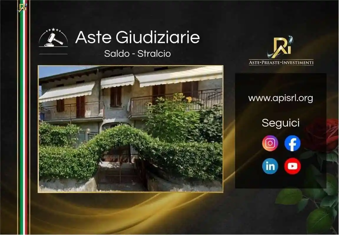 Casa indipendente in vendita a Laveno-Mombello