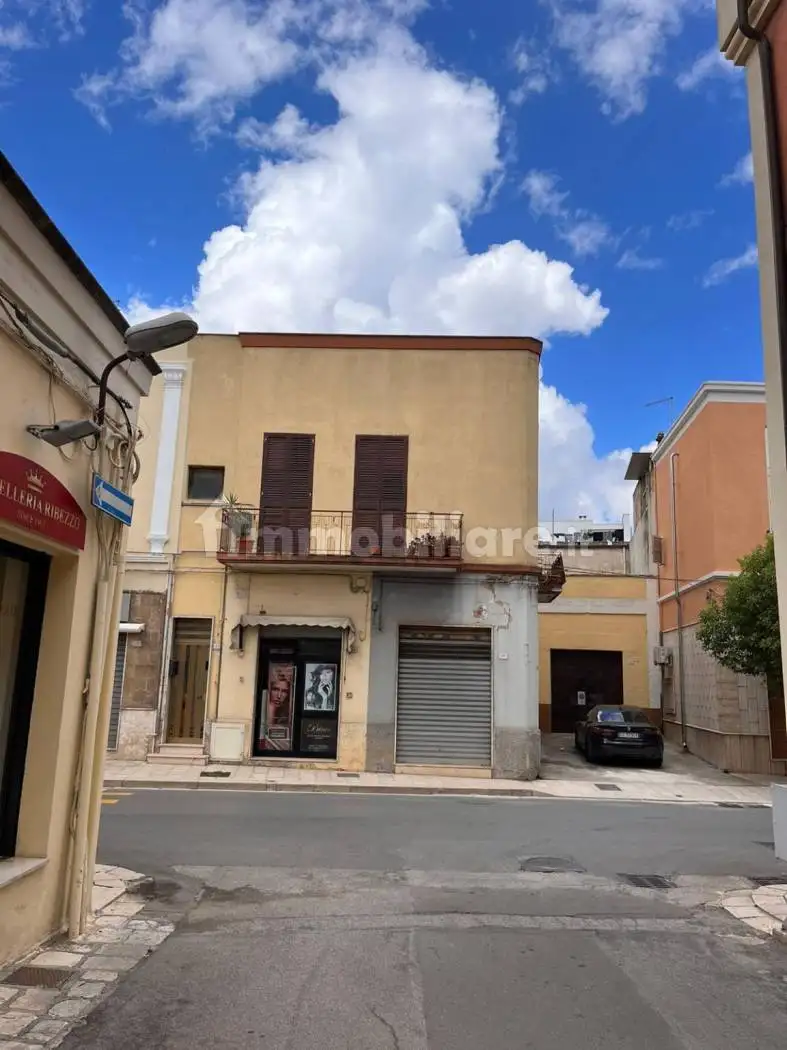 Appartamento in vendita a Latiano