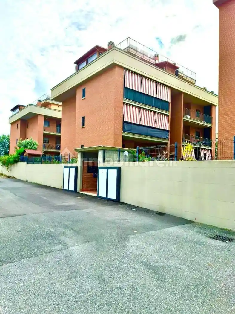 Trilocale via Balsorano 44, Castelverde, Roma - foto 4