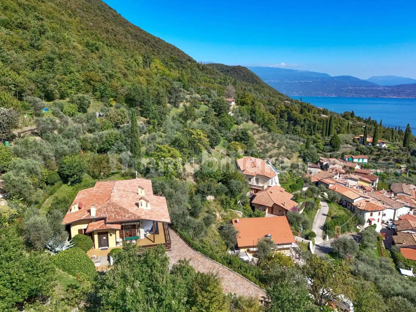 Villa in vendita a Gardone Riviera