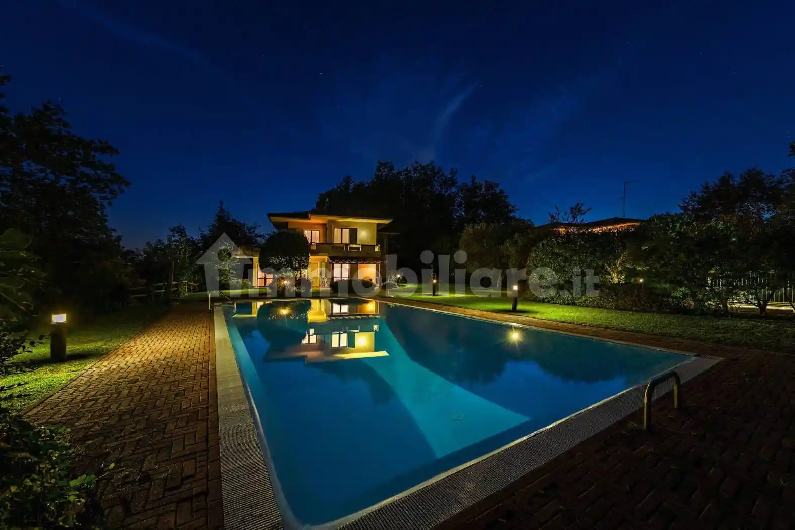 Villa in vendita a Soiano del Lago