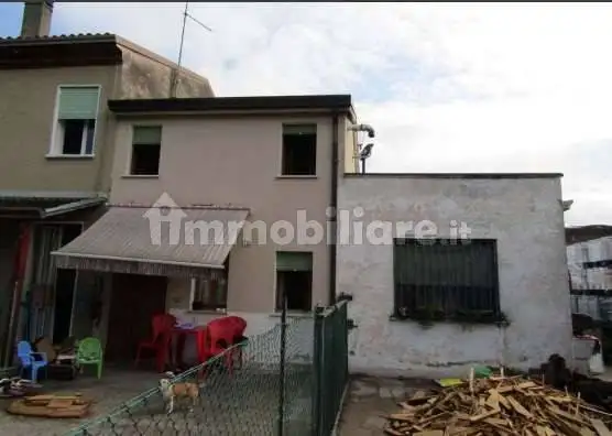 Appartamento in asta a Castagnaro