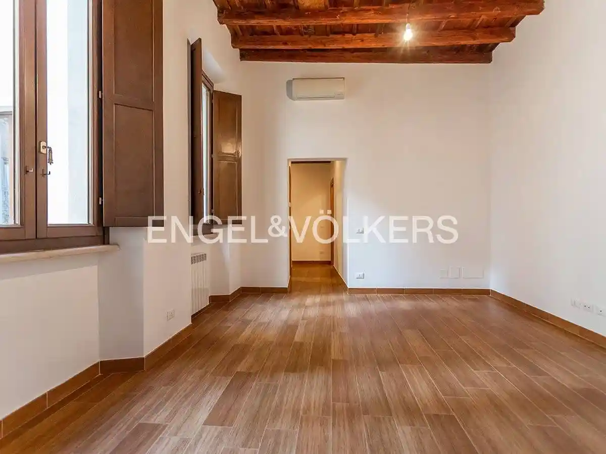 Quadrilocale via della Maschera d'Oro, Piazza Navona, Roma - foto 3