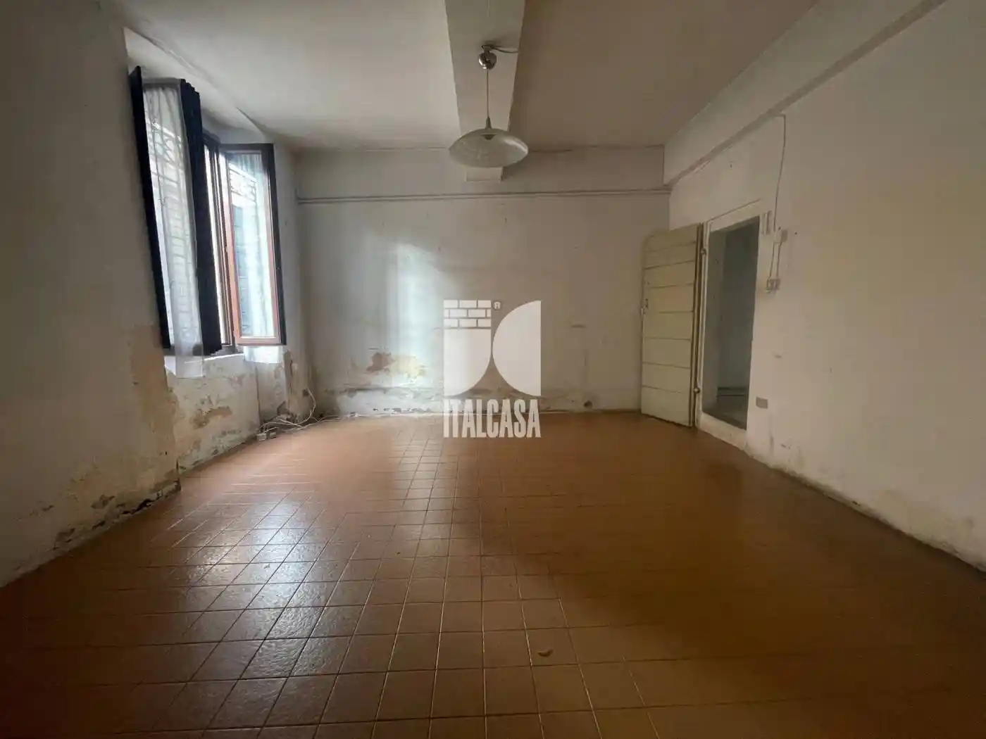 Trilocale da ristrutturare, piano terra, Centro, Mantova - foto 4