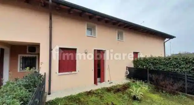 Villetta a schiera - foto 2