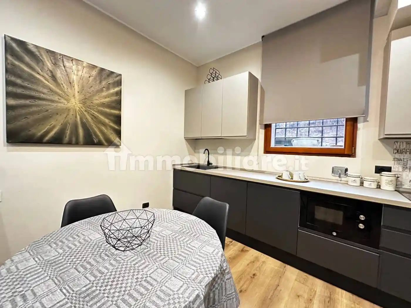 Bilocale via del Borgo di San Pietro 2, Irnerio, Bologna - foto 2