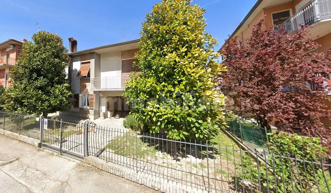 Villa in vendita a Forlì