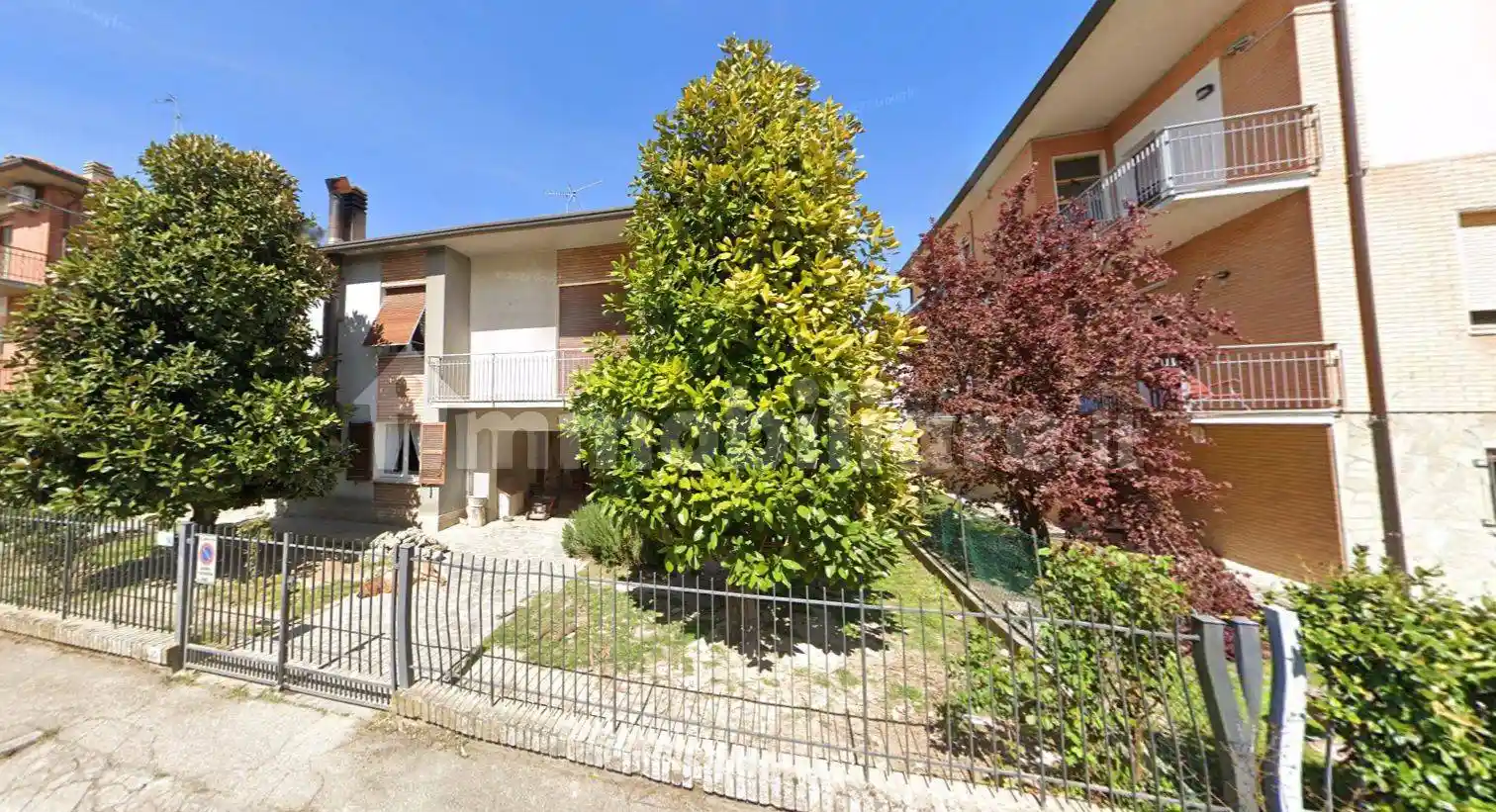 Villa unifamiliare, da ristrutturare, 216 m², Parco Urbano - Piscina, Forlì - foto 3