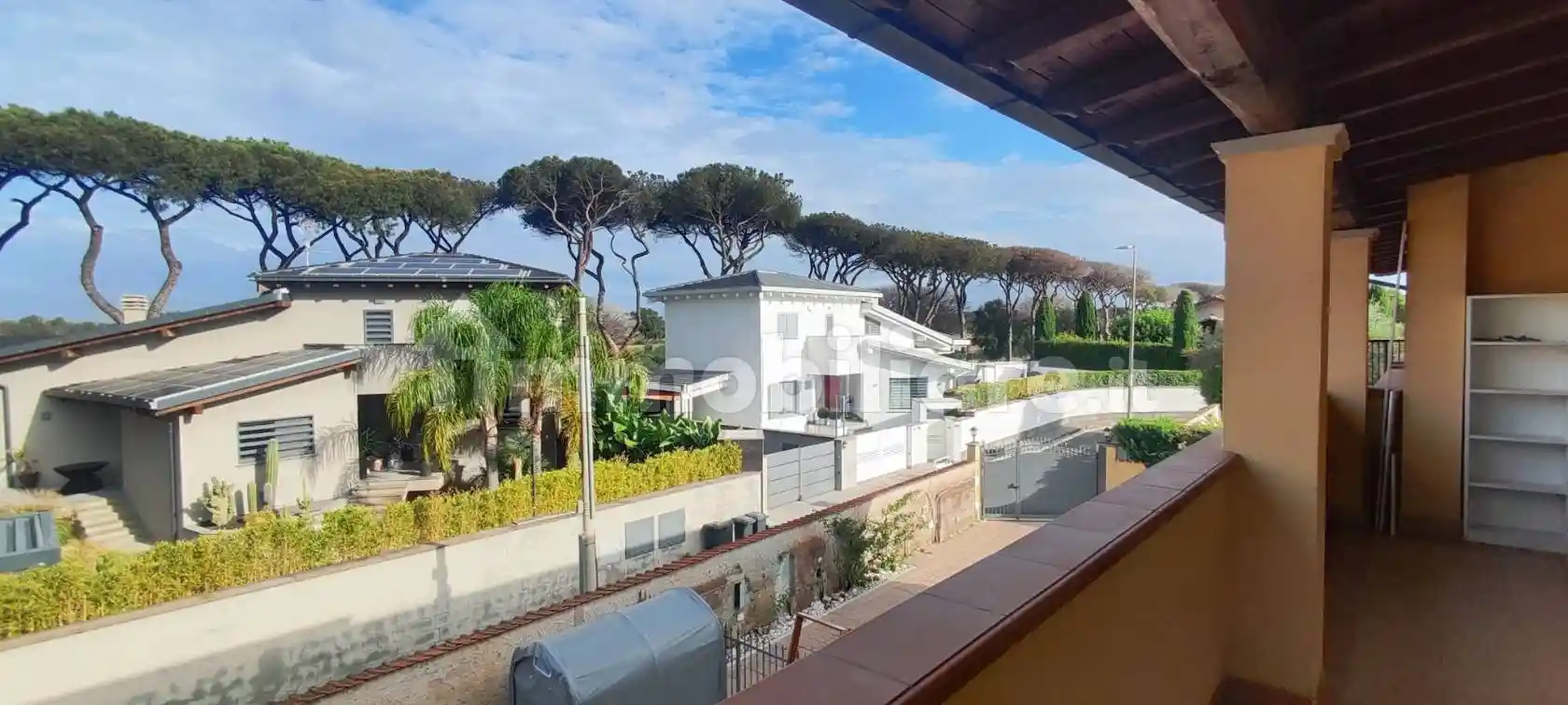 Appartamento in villa via Antifonte di Ramnunte, Casal Palocco, Roma - foto 5