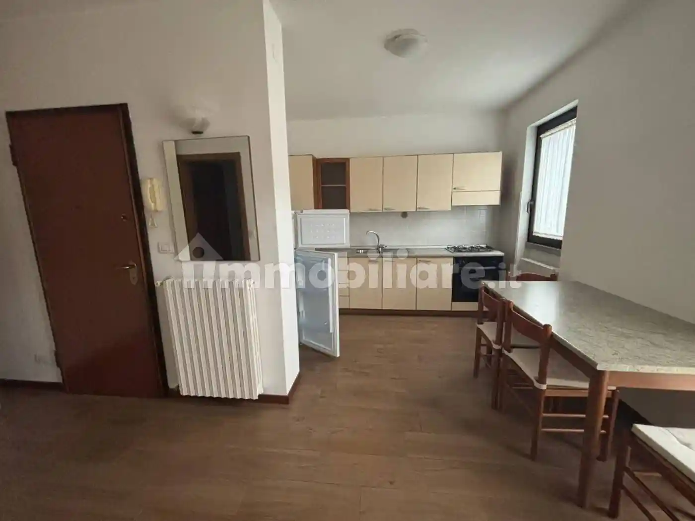 Trilocale via Giovanni Battisti Vallenzasca 52, Centro, Borgomanero - foto 3